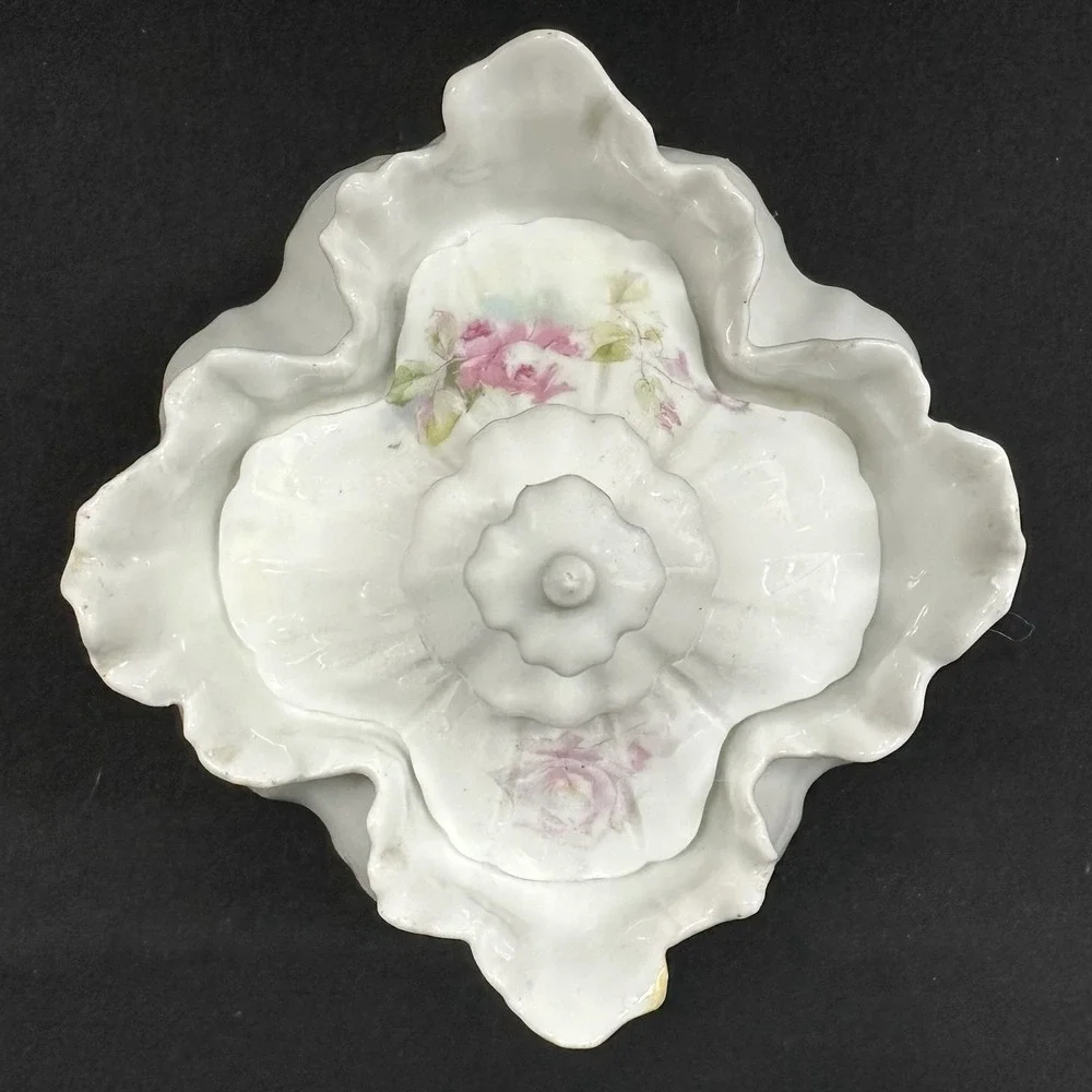 Reinhold Schlegelmilch (RS) Prussia 'Hidden Image' Lidded Sugar Bowl, Antique‎